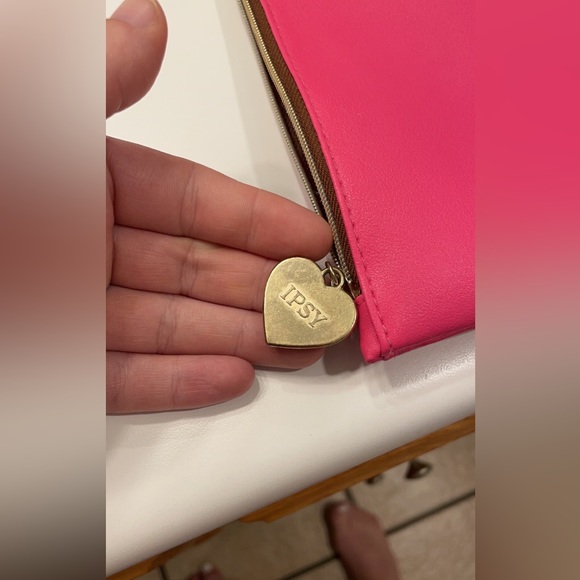 (FREE if added to ANY item/bundle w another item(s) | IPSY Bags Set of 3 | - Picture 10 of 15